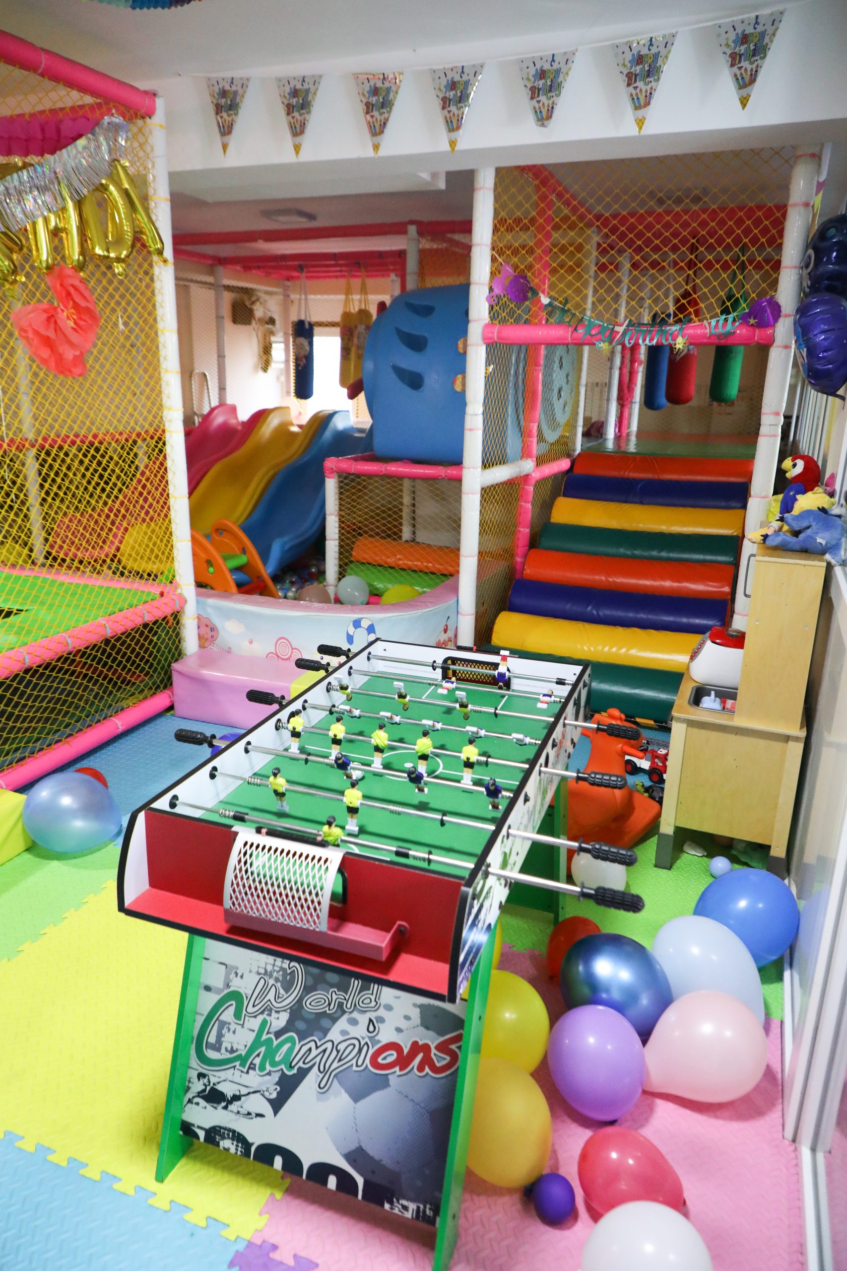 Interior loc de joacă PAO Kids București